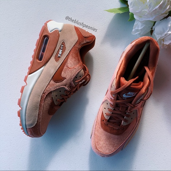 Nike Air Max 90 Velvet Dusty Peach NWT - Picture 9 of 14